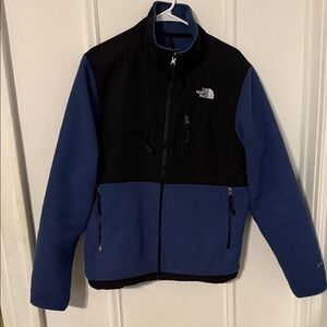North Face Men's Denali Jacket. Practically new.
